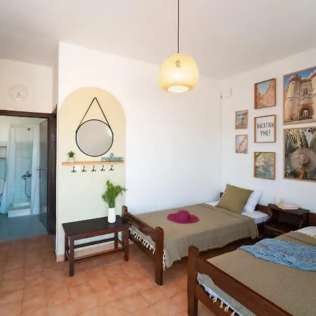 Tselios Apartments & Studios Kiotari Room photo