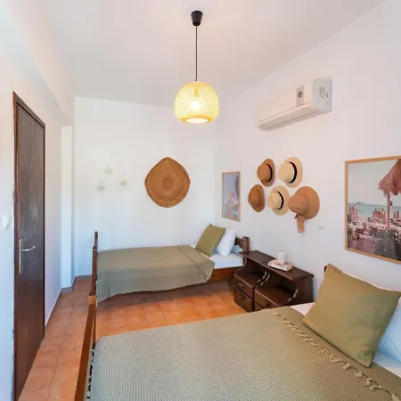 Tselios Apartments & Studios Kiotari Room photo
