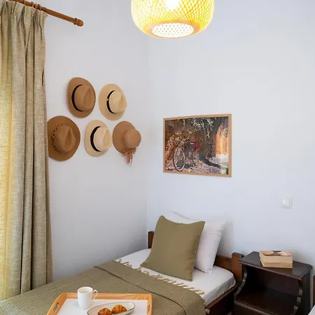 Tselios Apartments & Studios Kiotari Room photo
