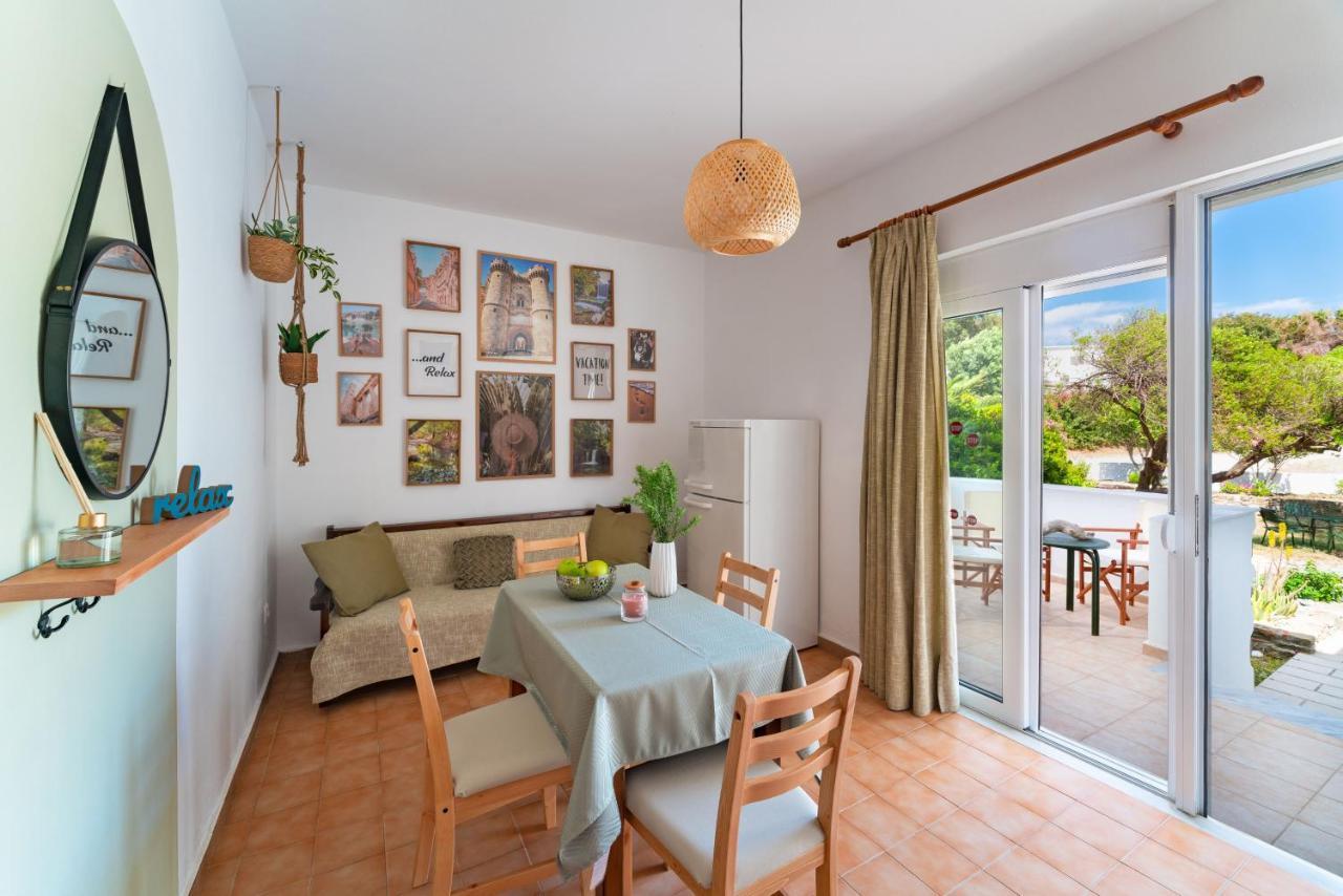 Tselios & Apartment
