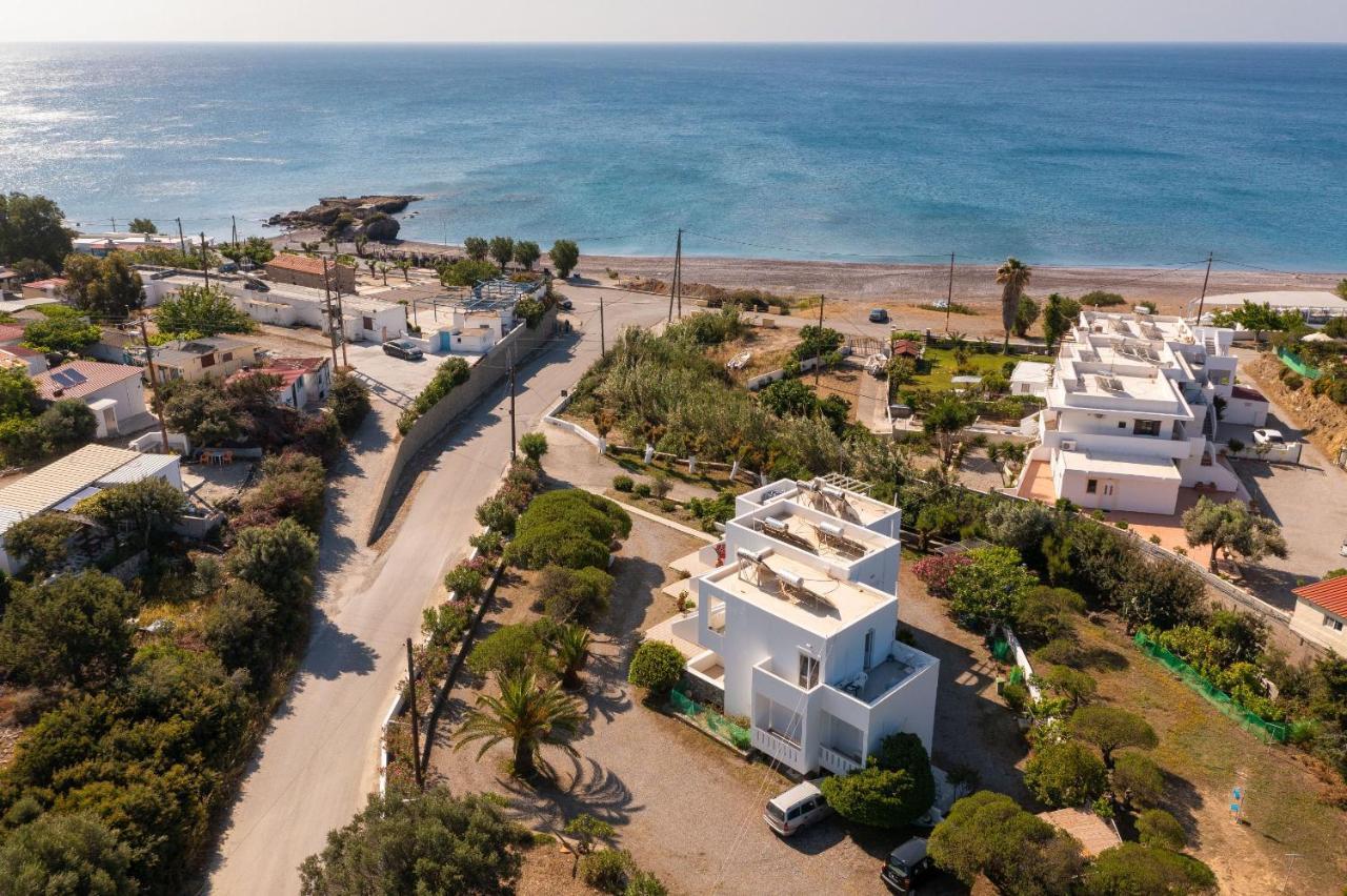 Apartment Tselios &